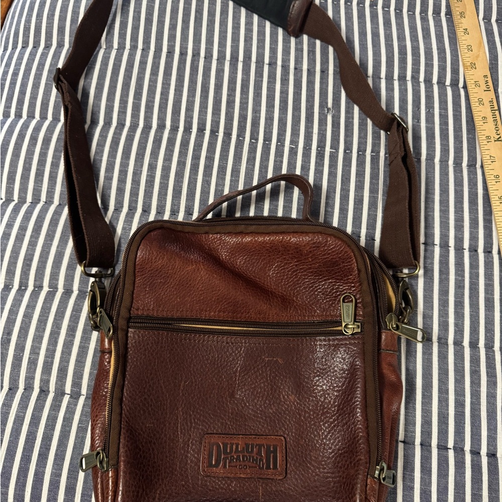 Duluth Trading Co Rich Brown Leather Crossbody Bag
